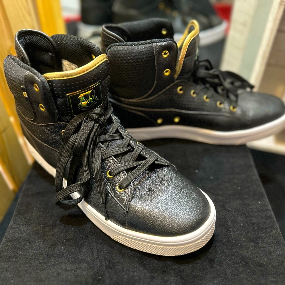 JAZZ VLADO athletic shoe, BRAND NEW, only worn once, SZ 12